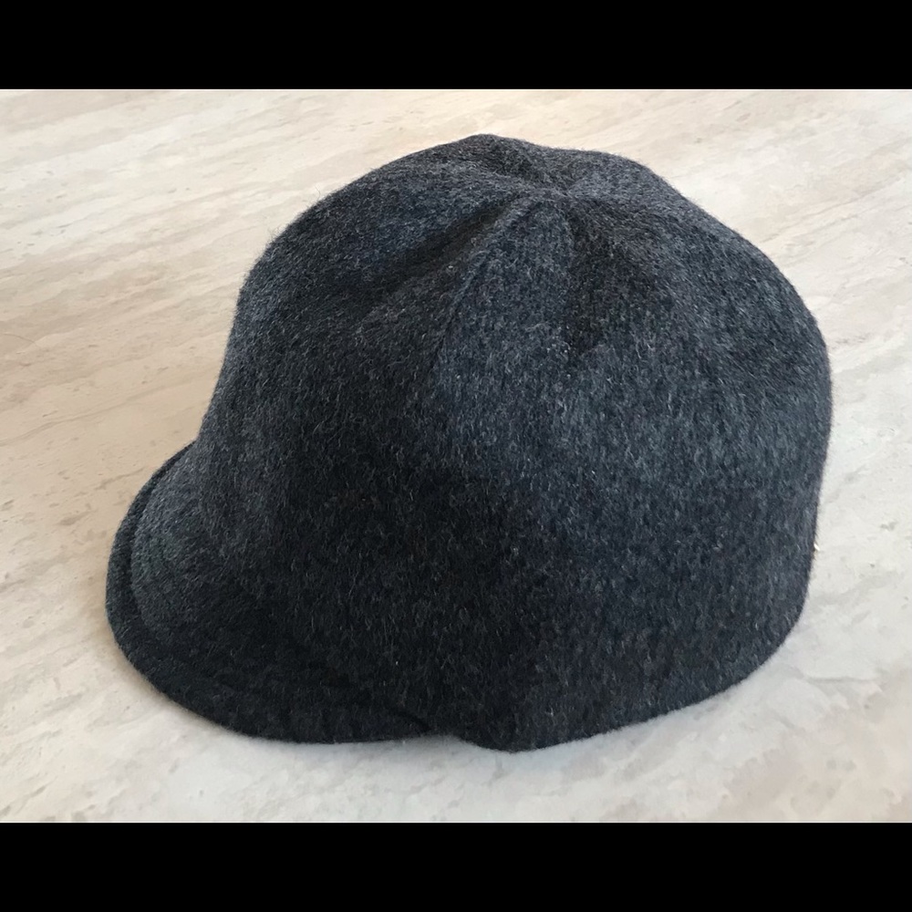 Burberry Gray Felt Newsboy Cap Sz M (56-57)